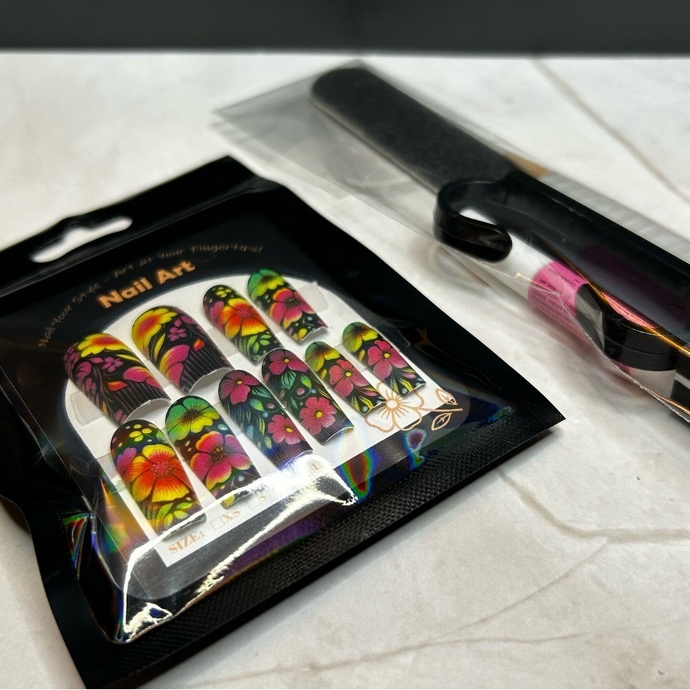 30 Piece Nail Art Set